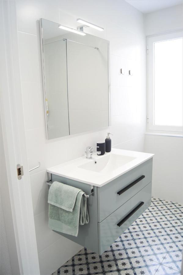 Apartamento Reformado Coqueto Fleming A 5 Minutos Mezquita Wifi Aire Posibilidad Parking Córdoba Exterior foto
